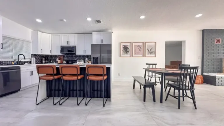 11445 6Th St E, Treasure Island, FL 33706